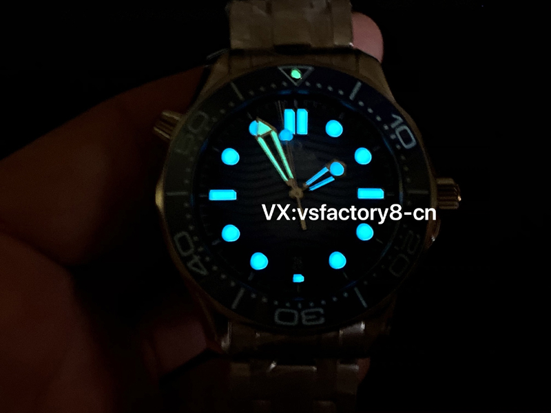 歐米茄漸變冰藍面海馬300米復刻表品質工藝還原的怎么樣