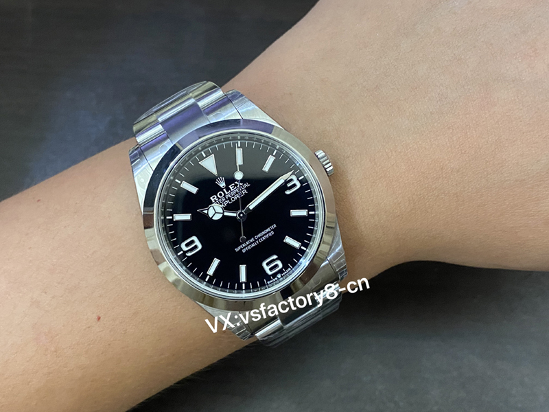 勞力士40m黑面探險家探一復刻表丹東3230機芯細節做工復刻還原評測