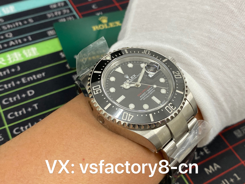 勞力士海使型單紅鬼王復刻表丹東3235機細節(jié)做工是最高版本嗎