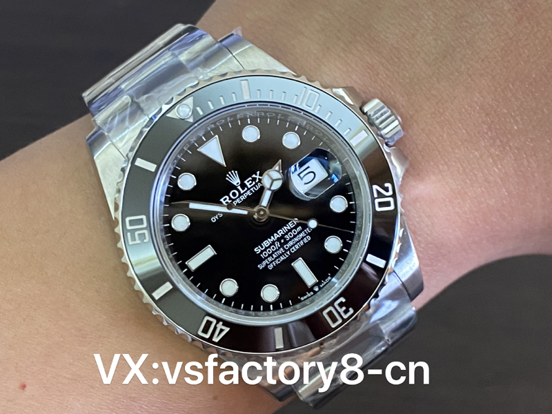 VS廠勞力士41m黑水鬼潛航者型丹東3235機做工細節(jié)品質(zhì)復(fù)刻還原是天花板嗎