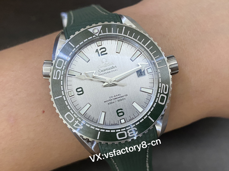 歐米茄綠鋼面海馬600米丹東8900機芯復刻腕表品質細節(jié)是天花板級別嗎