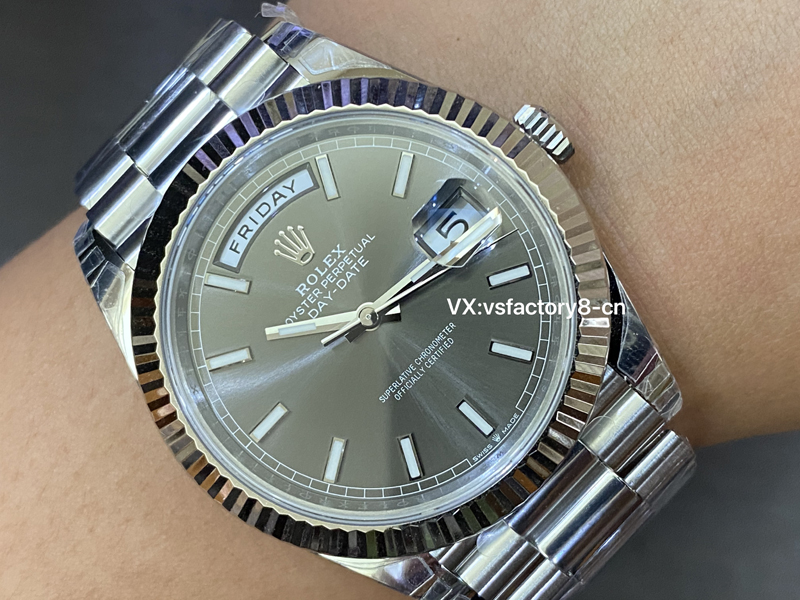 勞力士40m星期日歷灰日志復刻表丹東3255機芯復刻細節還原是天花板嗎